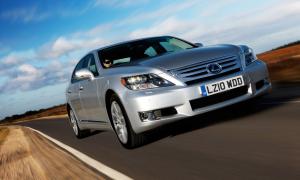 Lexus LS600h